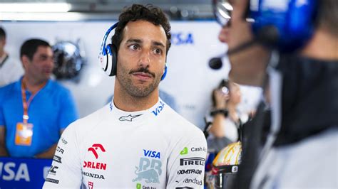 Need Smaller Lighter Drivers Daniel Ricciardo Weight Joke Slammed