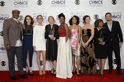 Grey's Anatomy Cast at the People's Choice Awards 2016 | POPSUGAR ...