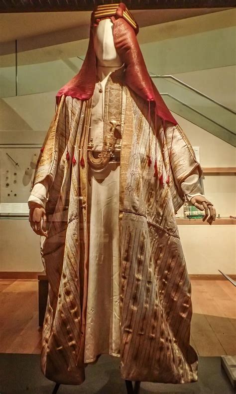 The Arabe Robe Worn By Lawrence Of Arabia White Silk And Golden Embroidered 1916 Now On