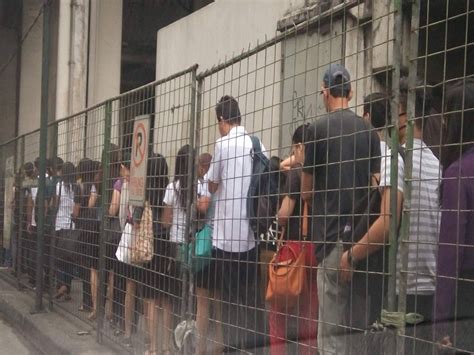 Biyahe Ng MRT Nagka Aberya 800 Pasahero Pinababa DZIQ Radyo Inquirer