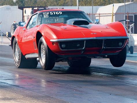 Corvette Stingray Restore Repair Detail All Corvettes Are Red