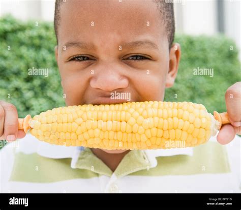 Biting Into Corn On The Cob Hi Res Stock Photography And Images Alamy