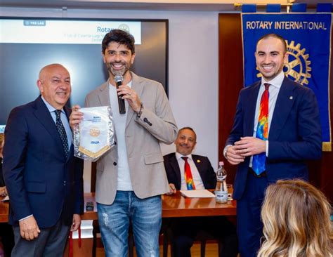 Rotary Club Caserta Luigi Vanvitelli Un Grande Successo La Cerimonia