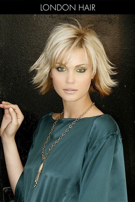 Flip Hairstyle For Black Hair Candice Swanepoel Highlighted Feathered