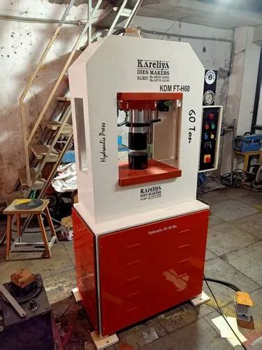 Kareliya Four Pillar Gold Coin Hydraulic Press Machine Automatic Grade