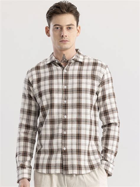 Buy Snitch Classic Slim Fit Off White Spread Collar Tartan Checks