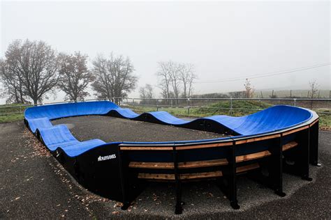 Pumptrack Vilette D Anthon Francja Pumptracki Oraz Rowerowe Tory