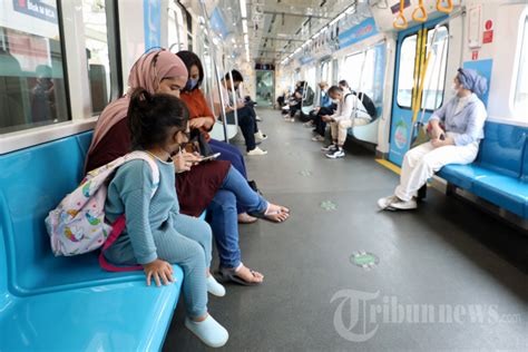 Jumlah Penumpang MRT Jakarta Foto 3 1944030 TribunNews