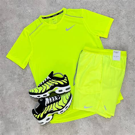 Nike Volt Miler Set Clo Ame Uk