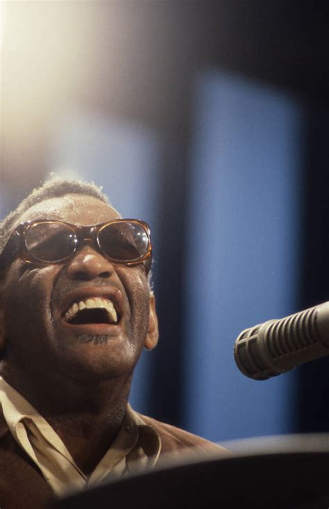 Ray Charles Without Glasses