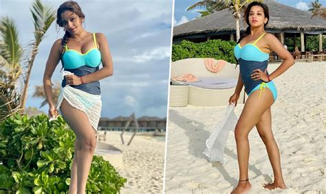 Monalisa Hot Photo मनलस क सवमसट लकस न बढय इटरनट क पर फस क हआ बर हल