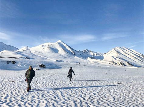 Extreme travel: The magnetic attraction of the two Poles | Adventure.com