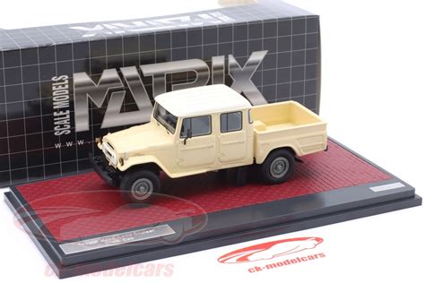 Matrix Toyota Hj Land Cruiser Crew Cab Pick Up Beige