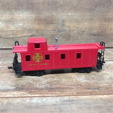 Vintage Bachmann HO Scale Model Railroad Caboose ATSF 999628 Santa Fe