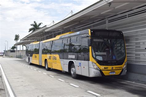 Horários de funcionamento dos serviços do BRT no feriado Mobilidade Rio