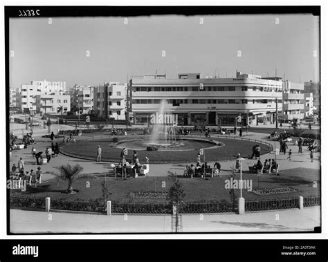 Tel Aviv Dizengoff Circle From The North Stock Photo Alamy