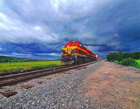 La Cnte Libera Vías Del Tren En Uruapan Michoacán Revista Tyt