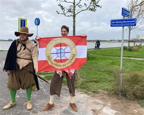 Onthulling Jan Haring Boulevard Slag Op De Zuiderzee