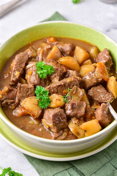 Stove Top Beef Stew Mom Makes Dinner