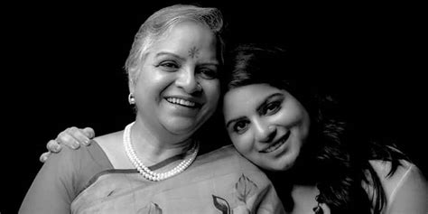 Mallika Dua And Chinna Dua Mother Daughter Duo Taking Social Media By