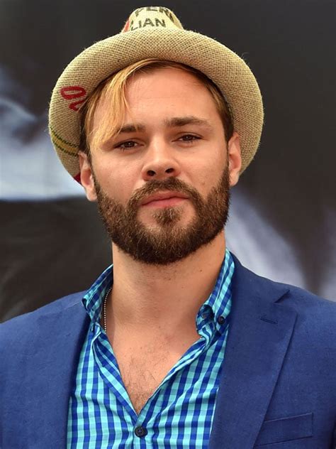 Patrick John Flueger