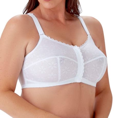 Berlei Classic Soft Cup Front Fastening Lace Bra Amplebosom