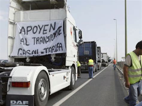 La Huelga De Los Transportistas Llega A Los Puertos