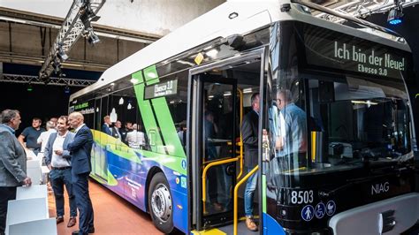 Kreis Wesel Niag stellt neue E Busse für Zukunft vor