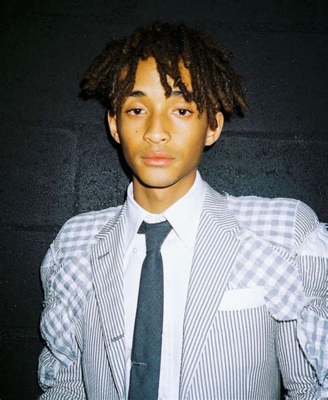 Pin By B I L G E On Jaden Jaden Smith Poses Most Beautiful Man