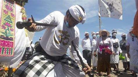 Fakta Dan Sejarah Keris Tayuhan Senjata Tradisional Bali