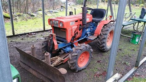 Kubota B7100 4x4 Diesel Tractor Sell Or Trade For Nice Reliable