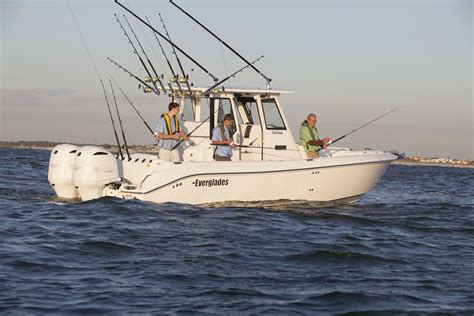 √ Recreational Fishing Boats