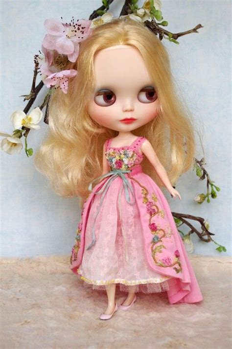 Pin By Natalia Maximova On Blythe Outfits Blythe Dolls Floral Dress Set How To Introduce