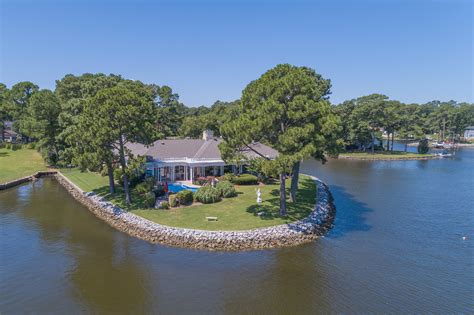 Aerial photos of a Virginia Beach house | Air Aspects