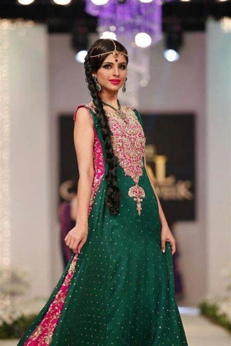 Pin By Imaan On Asian Attire Dresses For Mehndi Function Formal