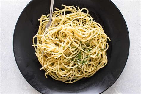 Olive Oil Pasta Sauce