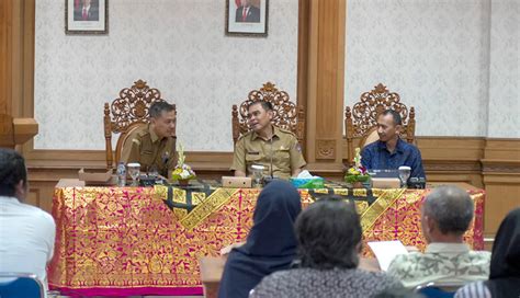 Nusabali Pemkab Badung Fasilitasi Umkm Urus Perizinan Usaha