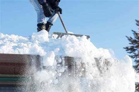 Metal Buildings Snow & Ice Buildup Removal Tips | Star Building Systems