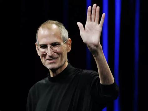 Apple Ceo Tim Cook Reflects On Steve Jobs Passing In An Email To Employees Business Insider India