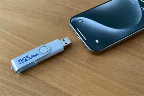 Cómo pasar un correo electronico a un pendrive LAB ES