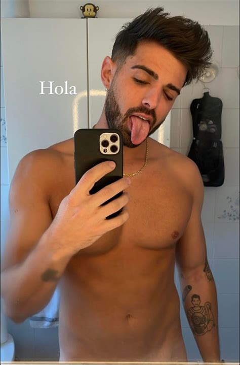 Leonardo Decarli Hot Con E Senza Mutande Le Nuove Foto Bitchyx