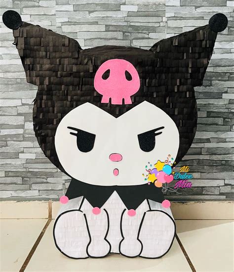 Piñata Kuromi by midulcemiaa Piñatas originales navideñas