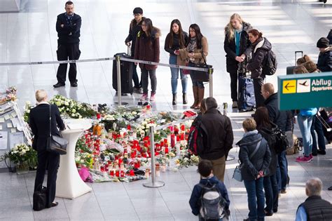 After Germanwings Crash A Week Of Mourning And Questions The New York Times