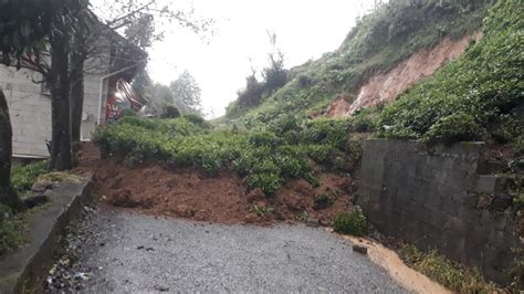 Rize de heyelan 8 köy yolu ulaşıma kapandı