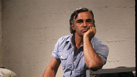 'Battlestar Galactica' actor Donnelly Rhodes dead at 80 | Fox News