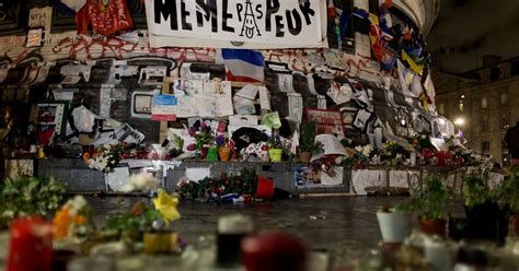 Un Dimanche De Janvier L Hommage Place De La R Publique Aux Victimes