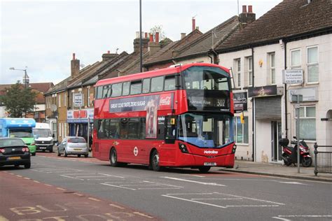 LK17 DDL Metroline VWH2317 LK17 DDL On The 302 In Dudden H Flickr