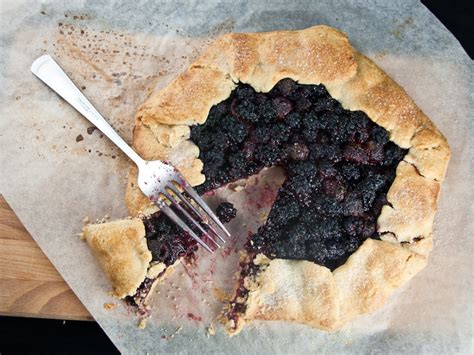 Rynn s Om Nom Nom Tarta rustykalna z owocami leśnymi