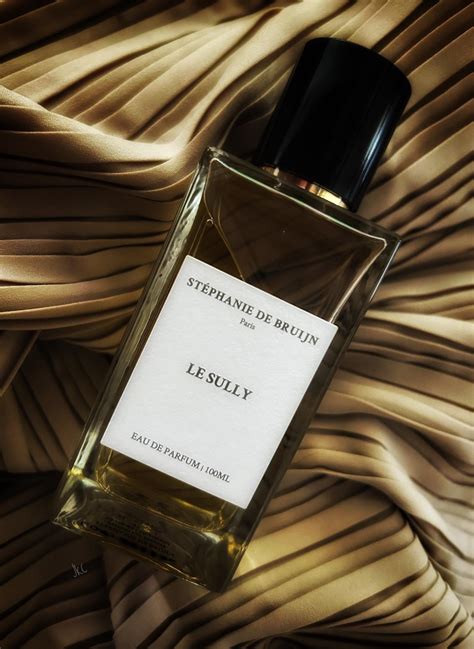 Le Sully St Phanie De Bruijn Parfum Sur Mesure Perfume A Fragrance