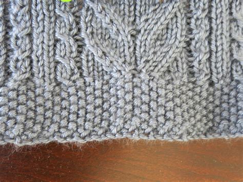 Free Knitting Pattern Lace And Cables Table Runner Hubpages